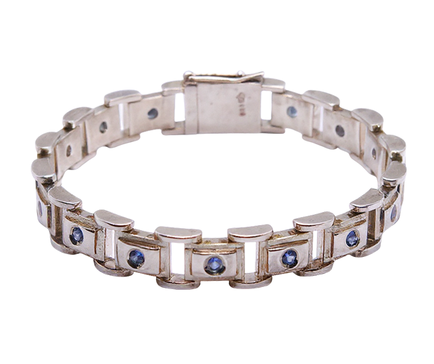 STERLING SILVER BRACELET SET WITH 15 BLUE SAPPHIRES
