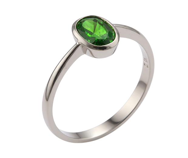 18KT WHITE GOLD RING SET WITH 01 DIOPSIDE 