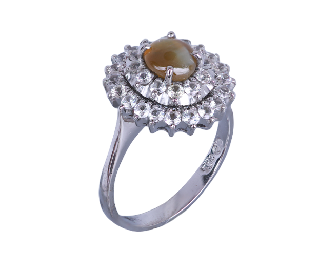 18KT WHITE GOLD RING SET WITH 01 CATS EYE AND 32 WHITE SAPPHIRES 
