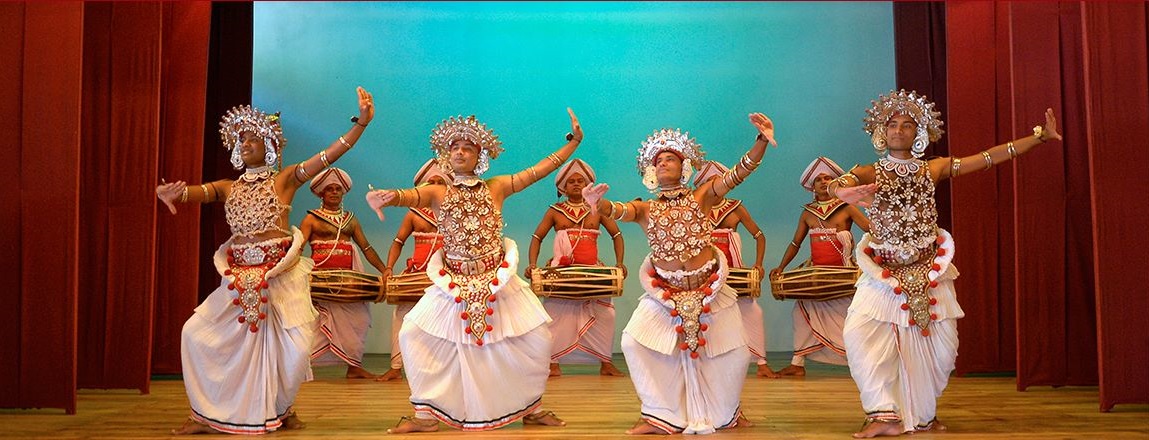 Kandy Lake Club Cultural Dance